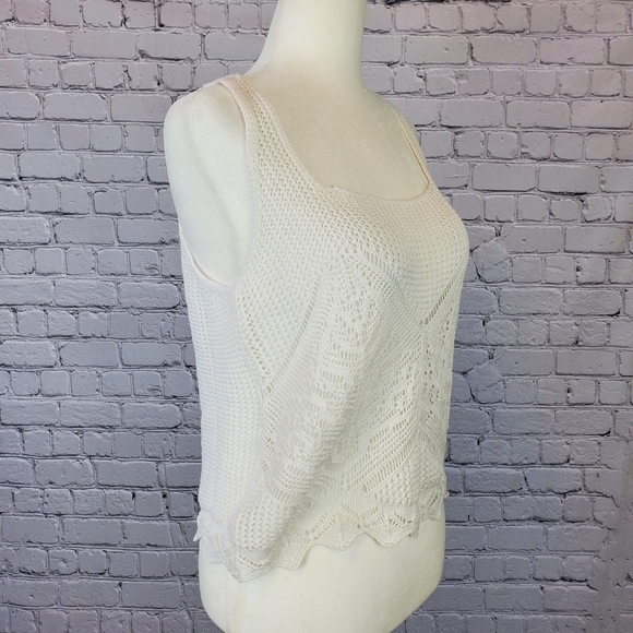 𝅺LOVE Fire Scalloped Hem Open Stitch Tank Top Small - Picture 8 of 10